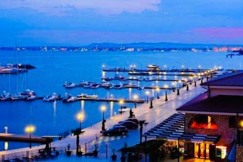 Dolce Vita sea view apartment Sveti Vlas Esterno foto