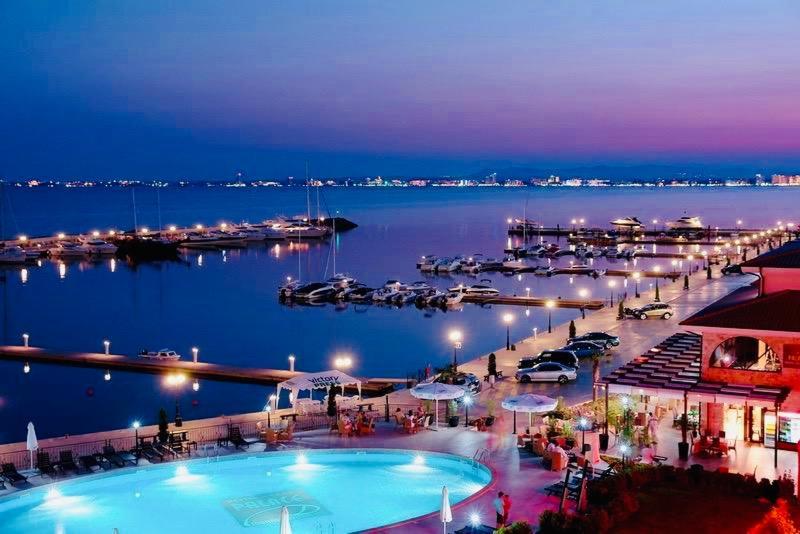 Dolce Vita sea view apartment Sveti Vlas Esterno foto