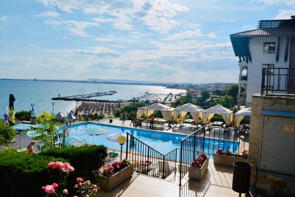Dolce Vita sea view apartment Sveti Vlas Esterno foto