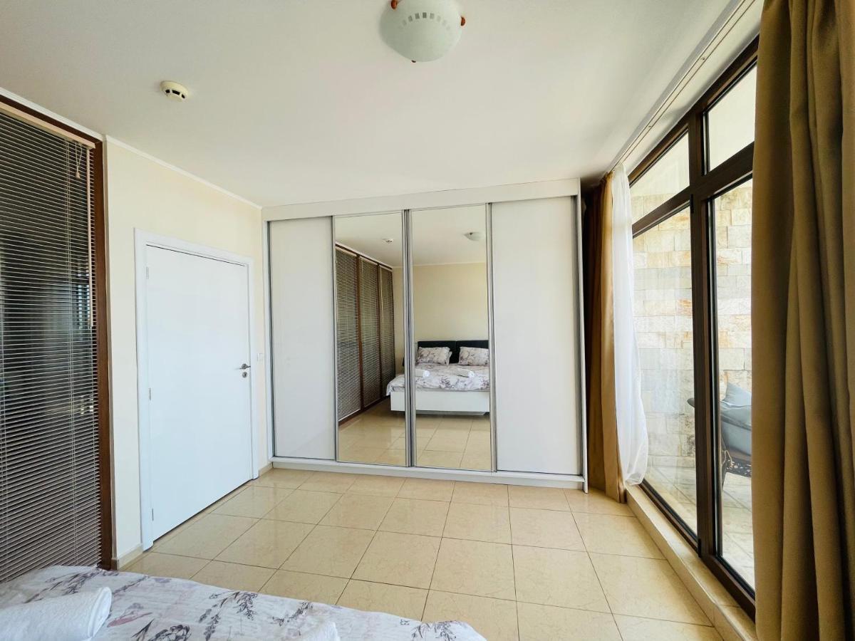 Dolce Vita sea view apartment Sveti Vlas Esterno foto